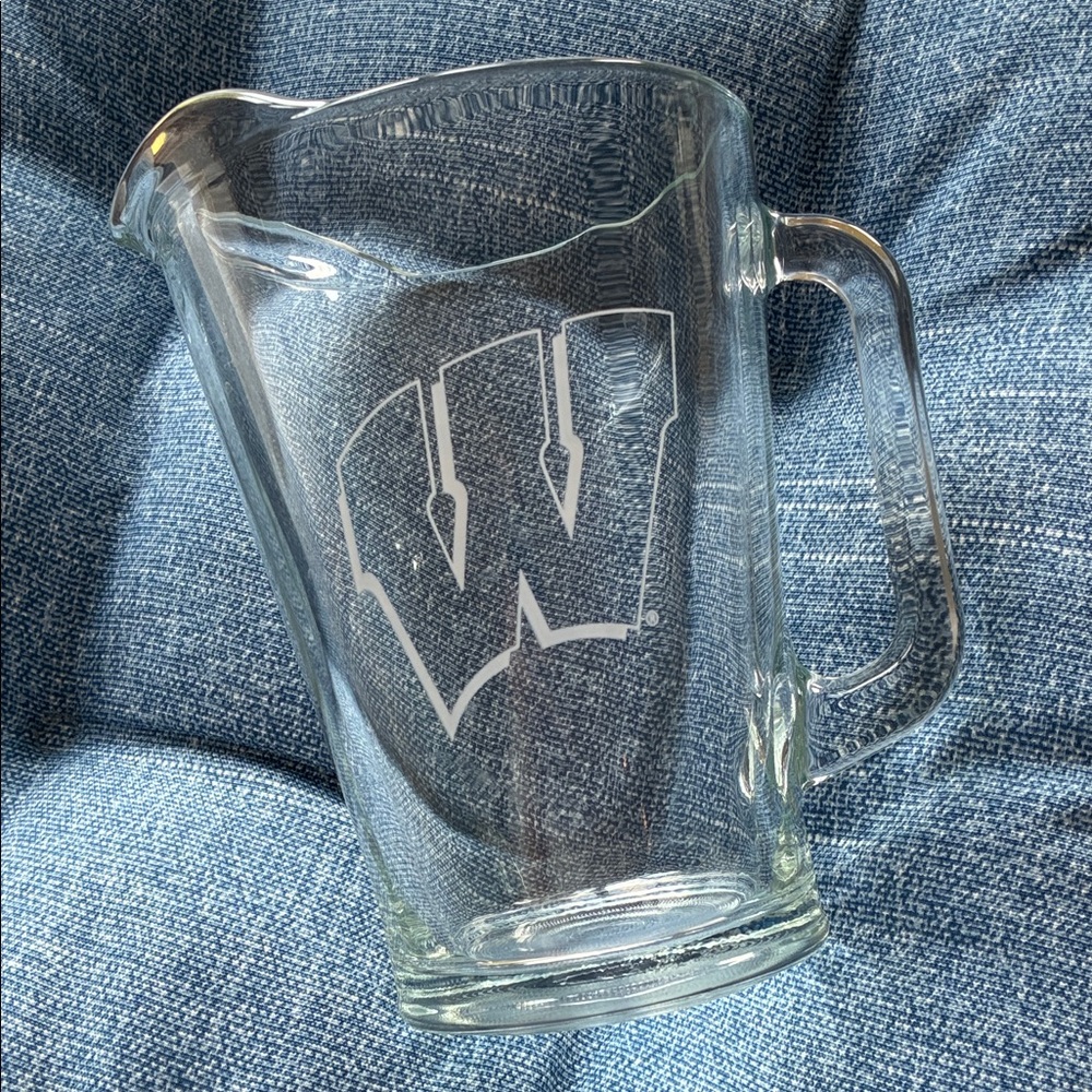 Wisconsin Badgers Satin Etch Beer Pitcher